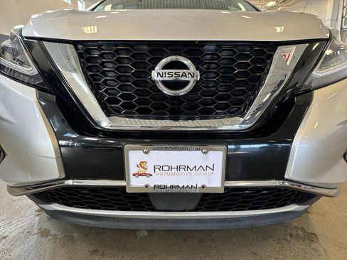 Used 2019 Nissan Murano S image 23