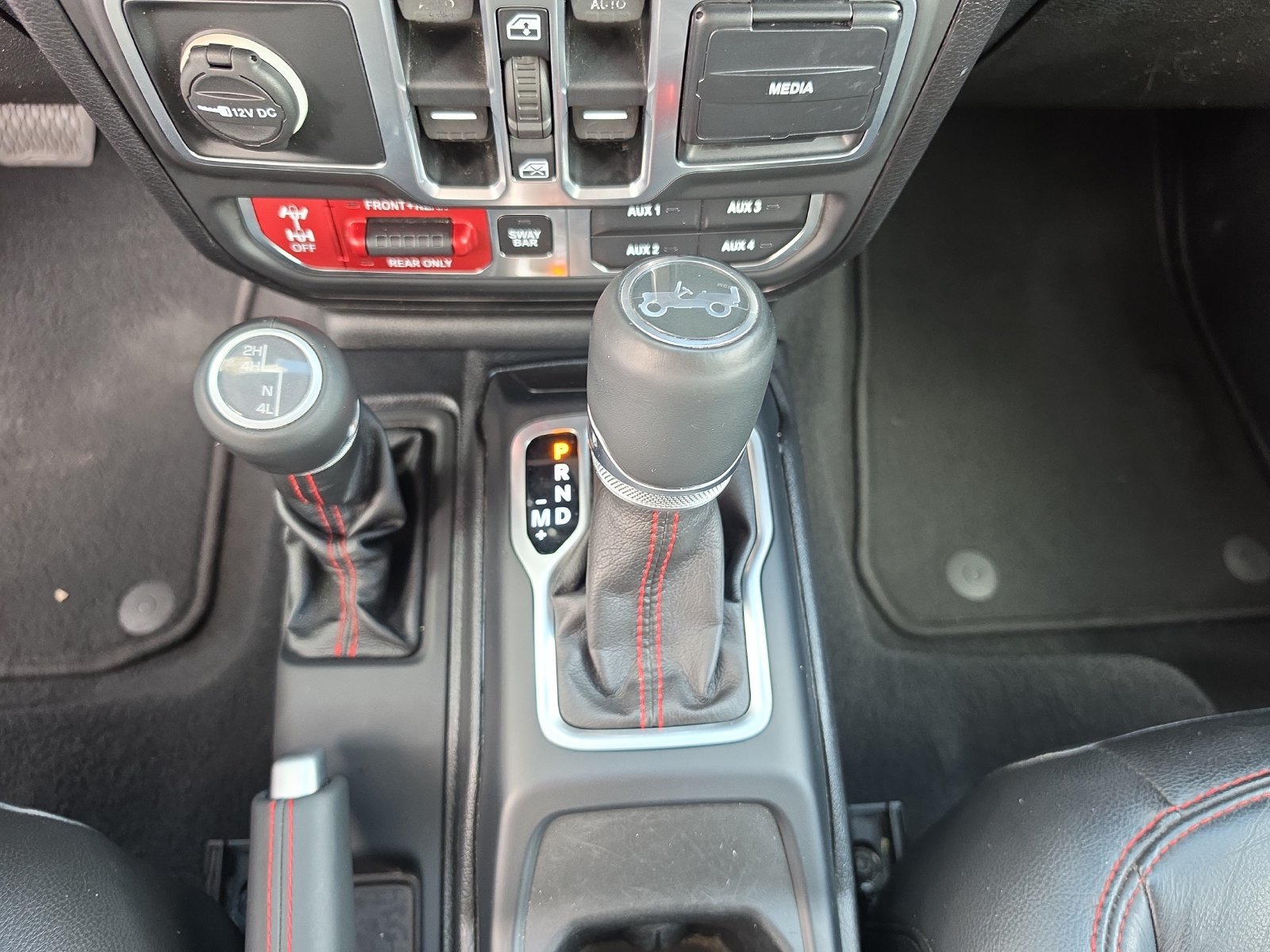 Used 2018 Jeep Wrangler Unlimited Rubicon AWD/4WD image 20