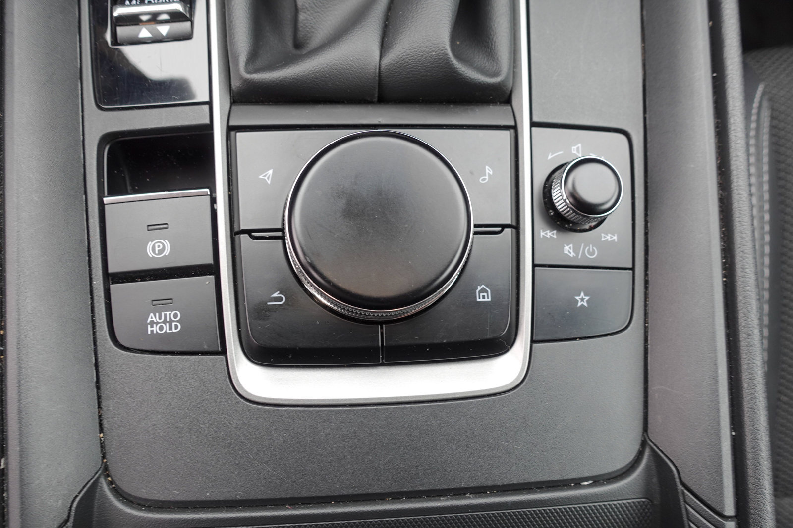 Used 2026 MAZDA CX-50 AWD 2.5 S w/ Preferred Pkg image 23