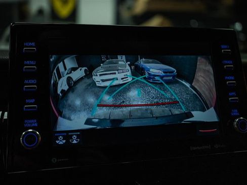 Used 2022 Toyota Camry XSE image 22