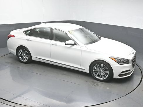 Used 2020 Genesis G80 3.8 RWD image 37