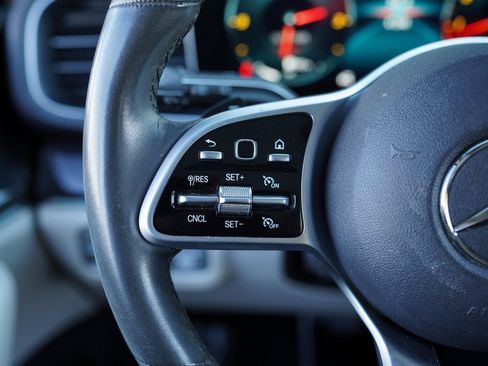 Used 2020 Mercedes-Benz GLE 350 w/ AMG Line Exterior image 28