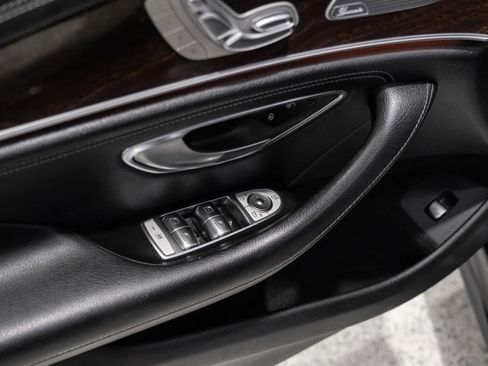 Used 2019 Mercedes-Benz CLS 450 w/ Driver Assistance Package image 39