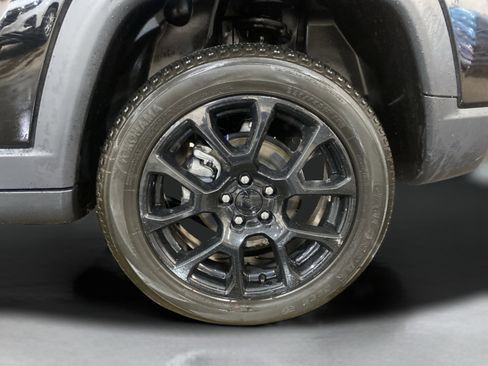 Used 2022 Jeep Compass Altitude w/ Convenience Group image 9