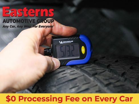 Used 2021 Jeep Wrangler Unlimited Sahara w/ Cold Weather Group AWD/4WD image 29