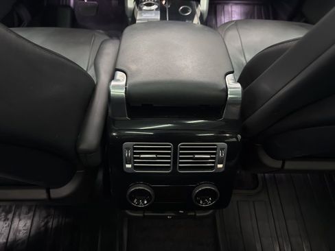 Used 2019 Land Rover Range Rover HSE image 23