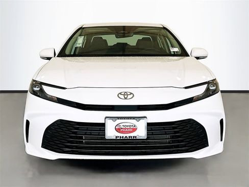 New 2026 Toyota Camry LE image 2