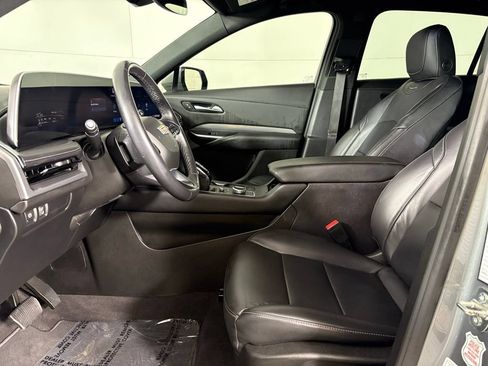 Used 2024 Cadillac XT4 Premium Luxury AWD/4WD image 27