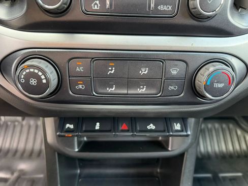 Used 2022 Chevrolet Colorado LT w/ Fleet Safety Package RWD image 25