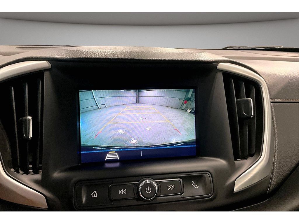 Used 2020 GMC Terrain SLE FWD image 25