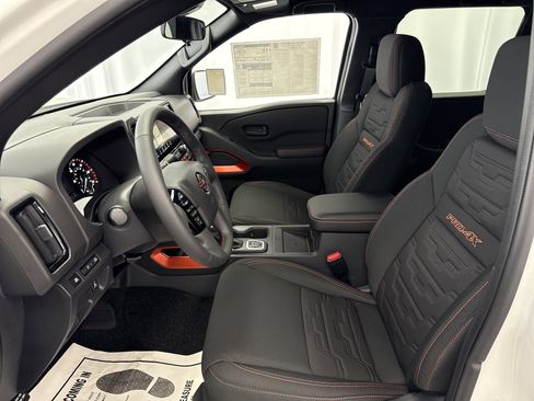 New 2026 Nissan Frontier PRO-4X w/ Pro-4x Convenience Package image 7