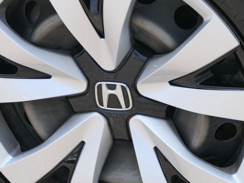 Used 2022 Honda Civic LX image 11