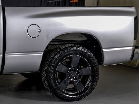 Used 2003 Dodge Ram 1500 Truck SLT image 13