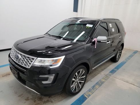 Used 2017 Ford Explorer Platinum AWD/4WD image 1