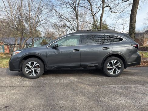 Used 2020 Subaru Outback Touring XT image 2