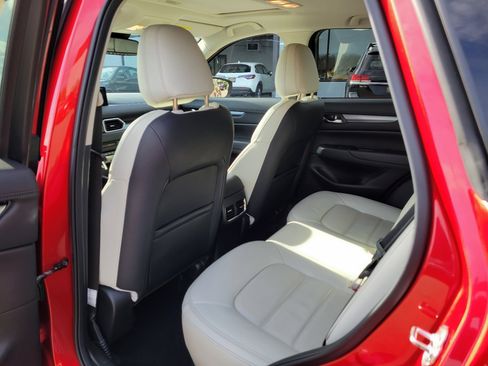 Used 2021 MAZDA CX-5 Touring w/ Touring Preferred SV Package image 13