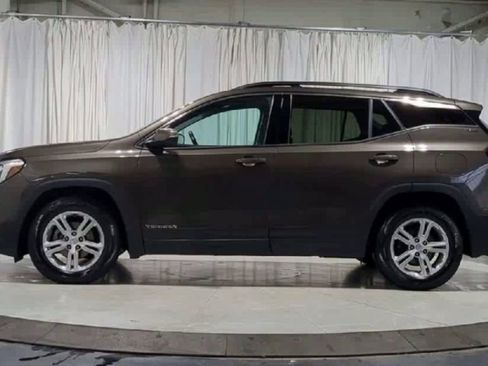 Used 2019 GMC Terrain SLE image 5