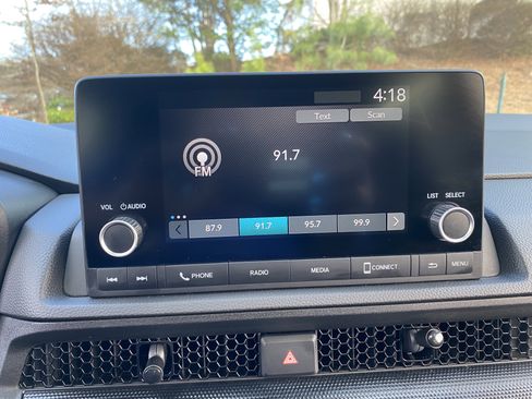 Used 2024 Honda CR-V Sport image 17