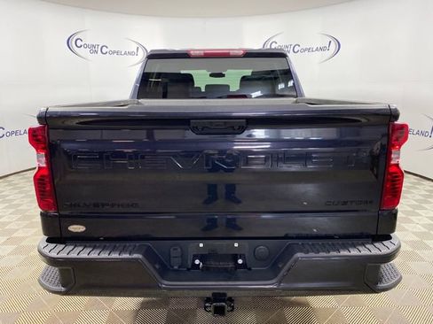 Certified 2022 Chevrolet Silverado 1500 Custom image 4