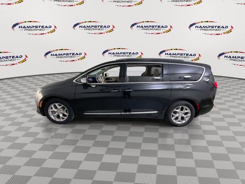 Used 2019 Chrysler Pacifica Limited FWD image 5