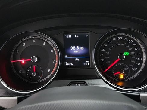 Used 2020 Volkswagen Atlas Cross Sport SE AWD/4WD image 15