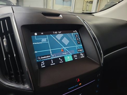 Used 2018 Ford Edge Titanium w/ Technology Package image 28