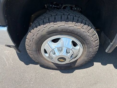 Used 2022 Chevrolet Silverado 3500 LT w/ Remote Start Package AWD/4WD image 25