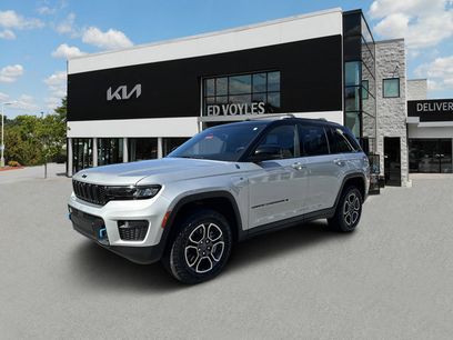 Used 2022 Jeep Grand Cherokee Trailhawk w/ Luxury Tech Group III