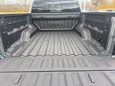 New 2026 GMC Canyon Elevation image 14