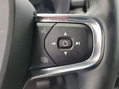 Used 2023 Volvo C40 P8 Recharge Ultimate w/ Protection Package Premier image 23