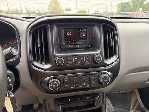 Used 2016 GMC Canyon 2WD Crew Cab w/ Convenience Package image 15