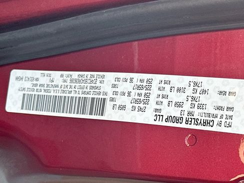 Used 2013 Chrysler Town & Country Touring FWD image 12