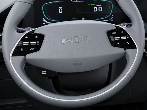 New 2025 Kia Niro EX FWD image 22