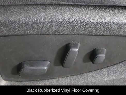 Used 2018 Chevrolet Tahoe 2WD image 22