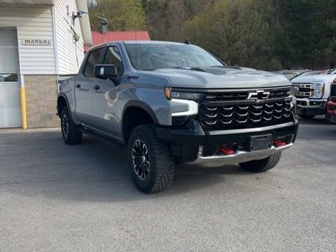 Used 2024 Chevrolet Silverado 1500 ZR2 w/ Technology Package AWD/4WD image 13