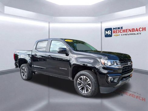 Used 2022 Chevrolet Colorado Z71 RWD image 2