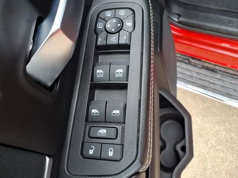 Used 2026 RAM 2500 Big Horn AWD/4WD image 22