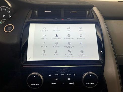 New 2024 Jaguar E-PACE R-Dynamic SE image 17