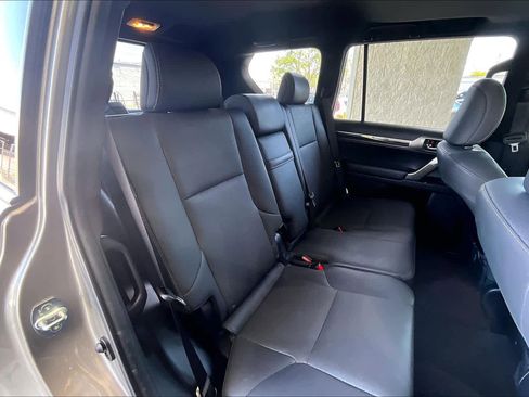 Used 2020 Lexus GX 460 Premium w/ Premium Package AWD/4WD image 20