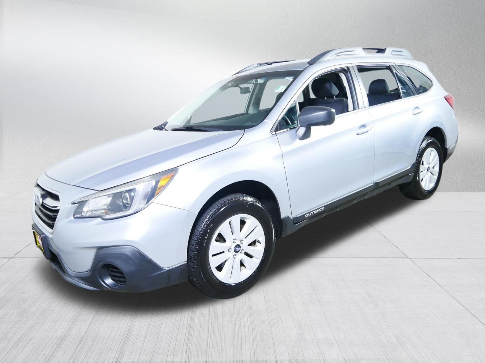 Used 2019 Subaru Outback 2.5i AWD/4WD image 3