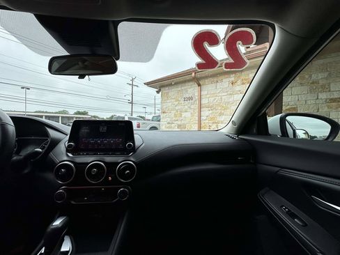 Used 2022 Nissan Sentra SV w/ Trunk Package FWD image 10