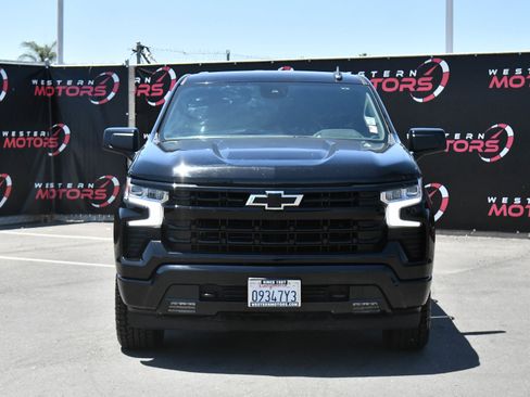 Used 2024 Chevrolet Silverado 1500 RST AWD/4WD image 2