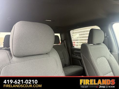 New 2026 RAM 1500 4x4 Crew Cab image 25