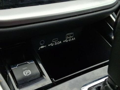 Used 2025 Subaru Legacy Limited w/ Popular Package #2 AWD/4WD image 26