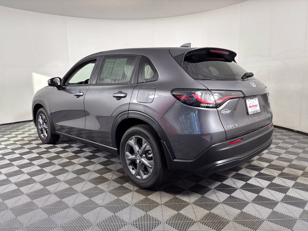 Used 2027 Honda HR-V LX image 7
