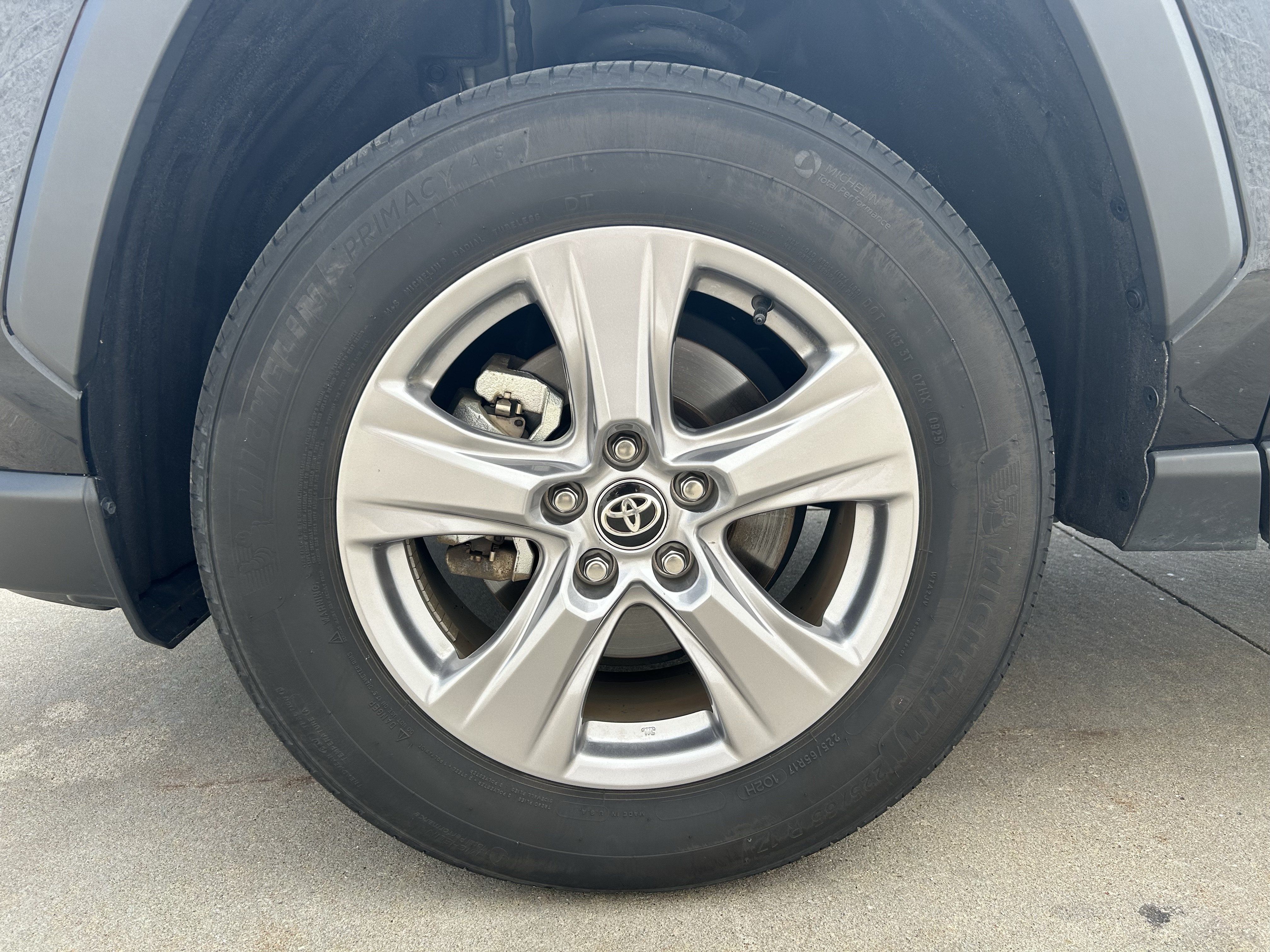 Certified 2025 Toyota RAV4 XLE FWD image 11
