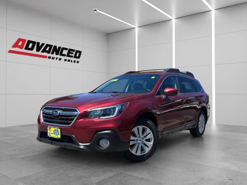 Used 2018 Subaru Outback 2.5i Premium AWD/4WD image 3