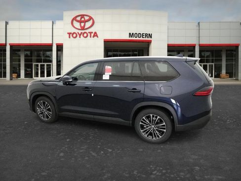 New 2026 Toyota Grand Highlander AWD Hybrid image 16