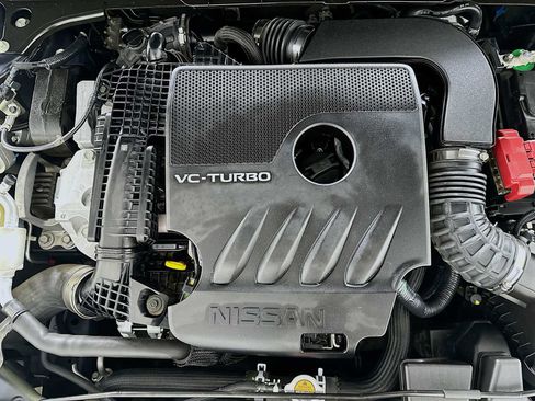 Used 2023 Nissan Altima 2.0 SR FWD image 29