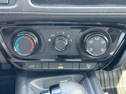 Used 2021 Honda HR-V LX image 24
